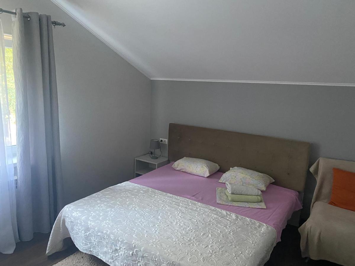 Guest House Olzhycha 45 Б Kyiv Exterior photo